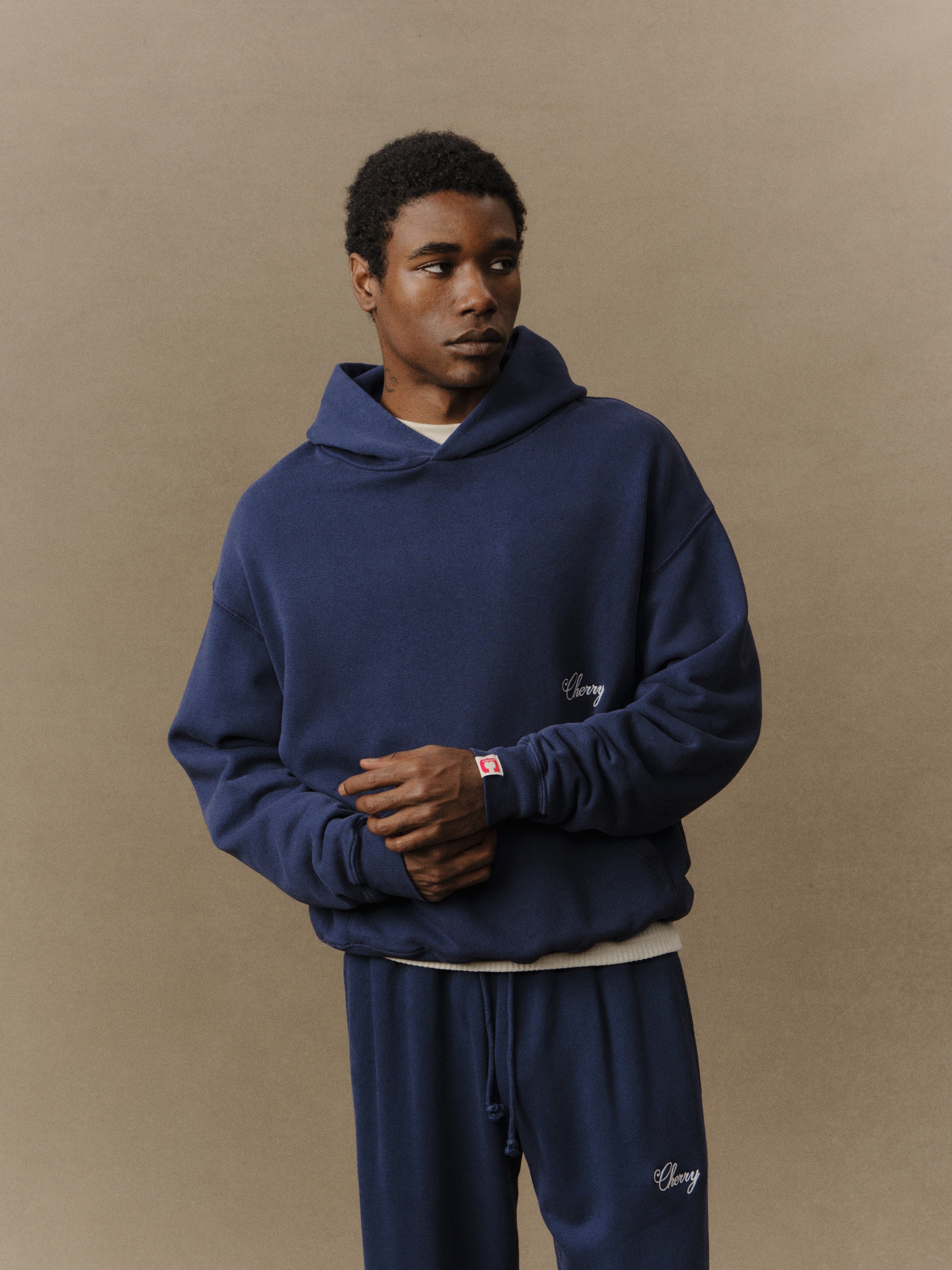 American Classic Pullover Hoodie (Navy) – CHERRY LA
