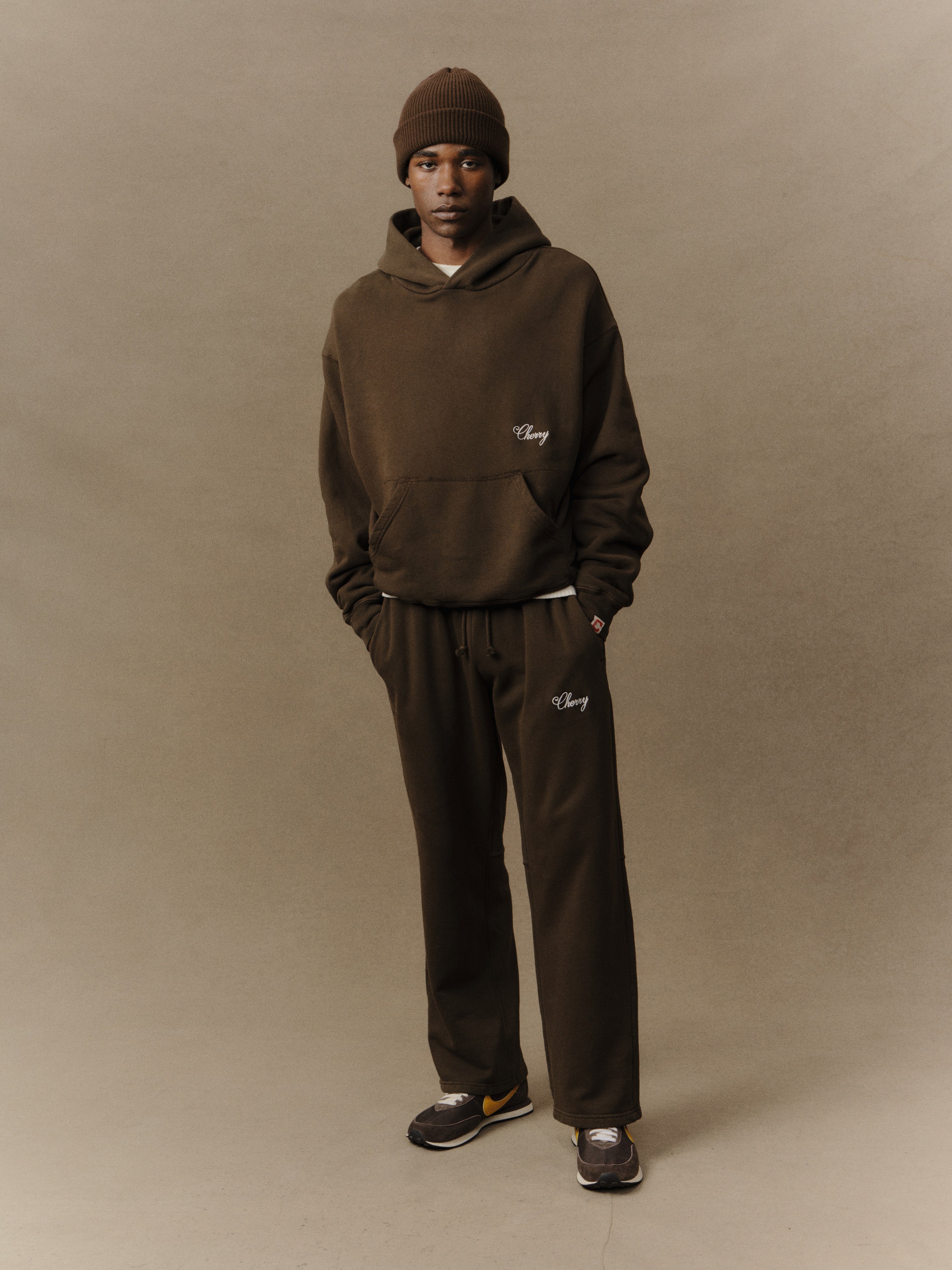 American Classic Pullover Hoodie (Chocolate)