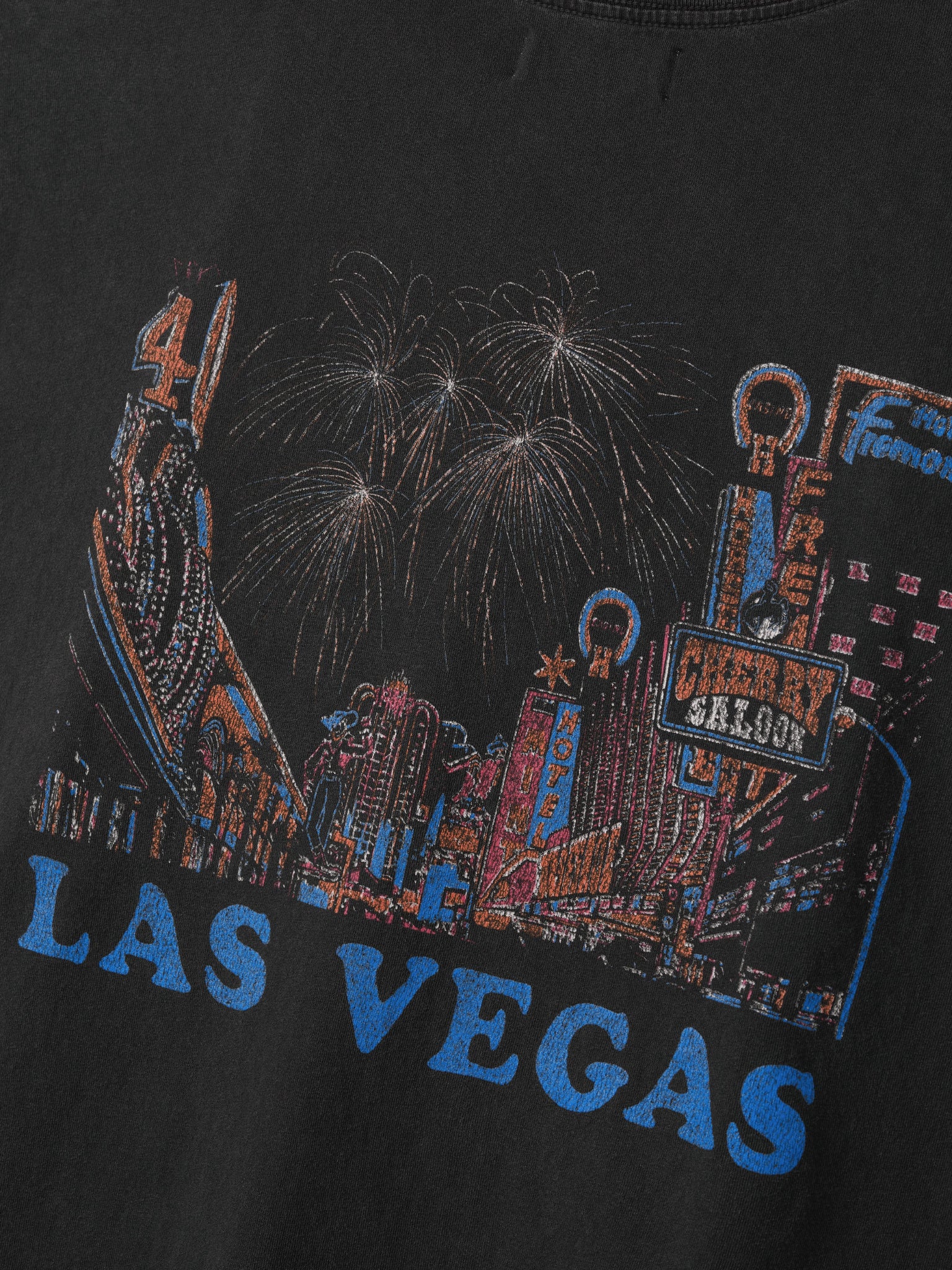 Las Vegas Boxy Pocket T-Shirt (Vintage Black) – CHERRY LA