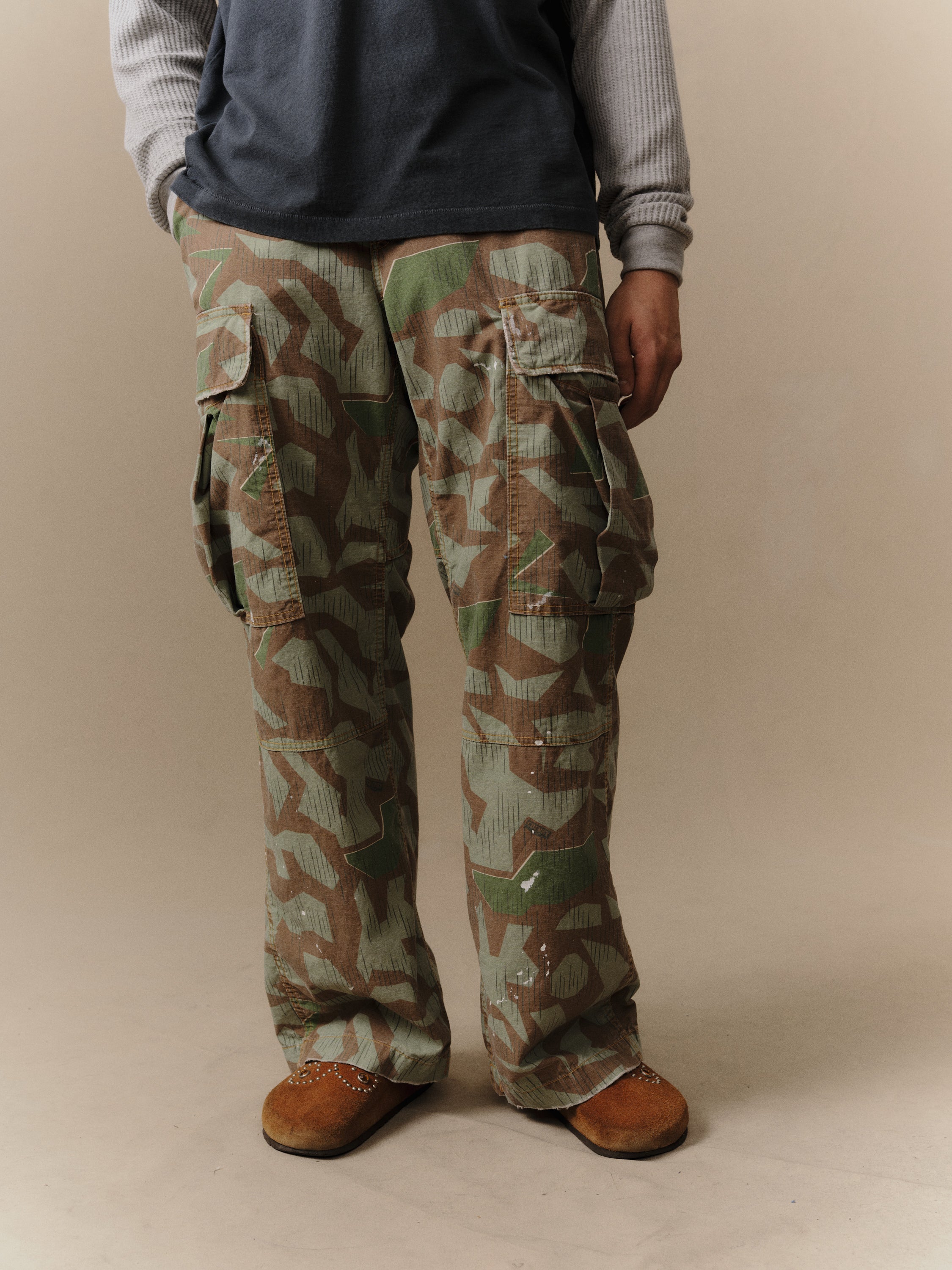 Wide Leg Cargo Pants (Camo)
