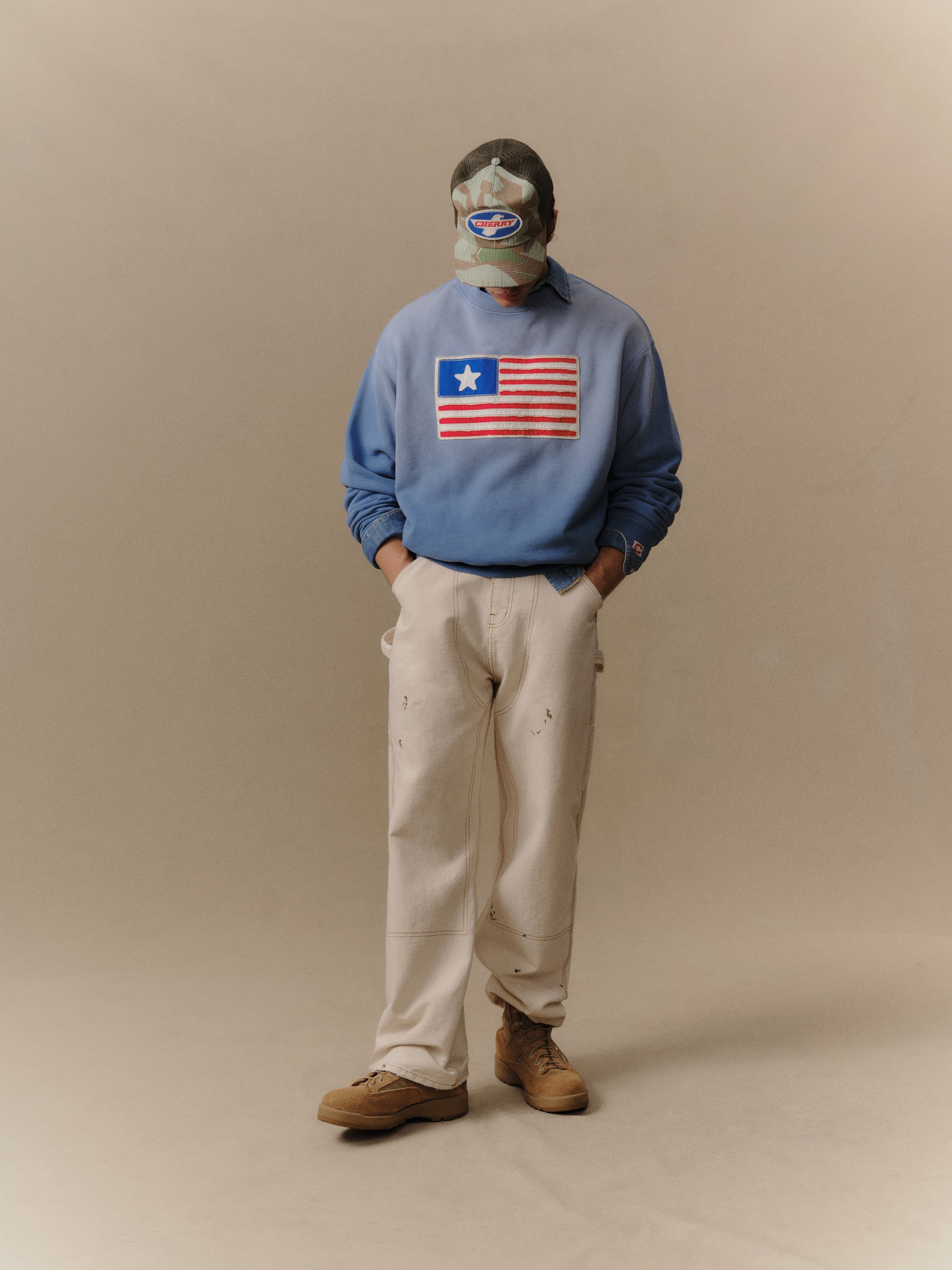 1 Star Crewneck (Steel Blue)