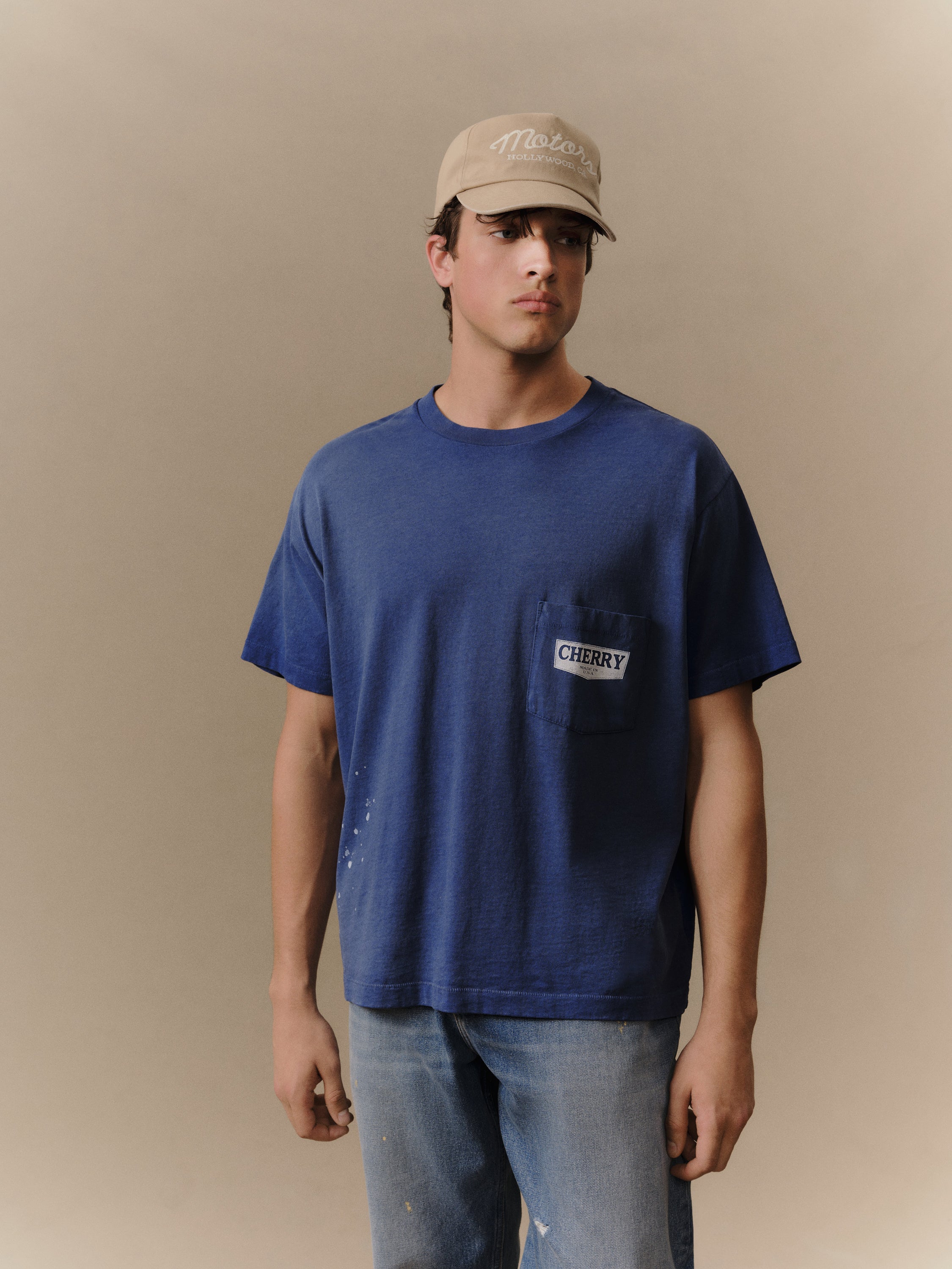 Chevron Boxy Pocket T-Shirt (Faded Navy) – CHERRY LA