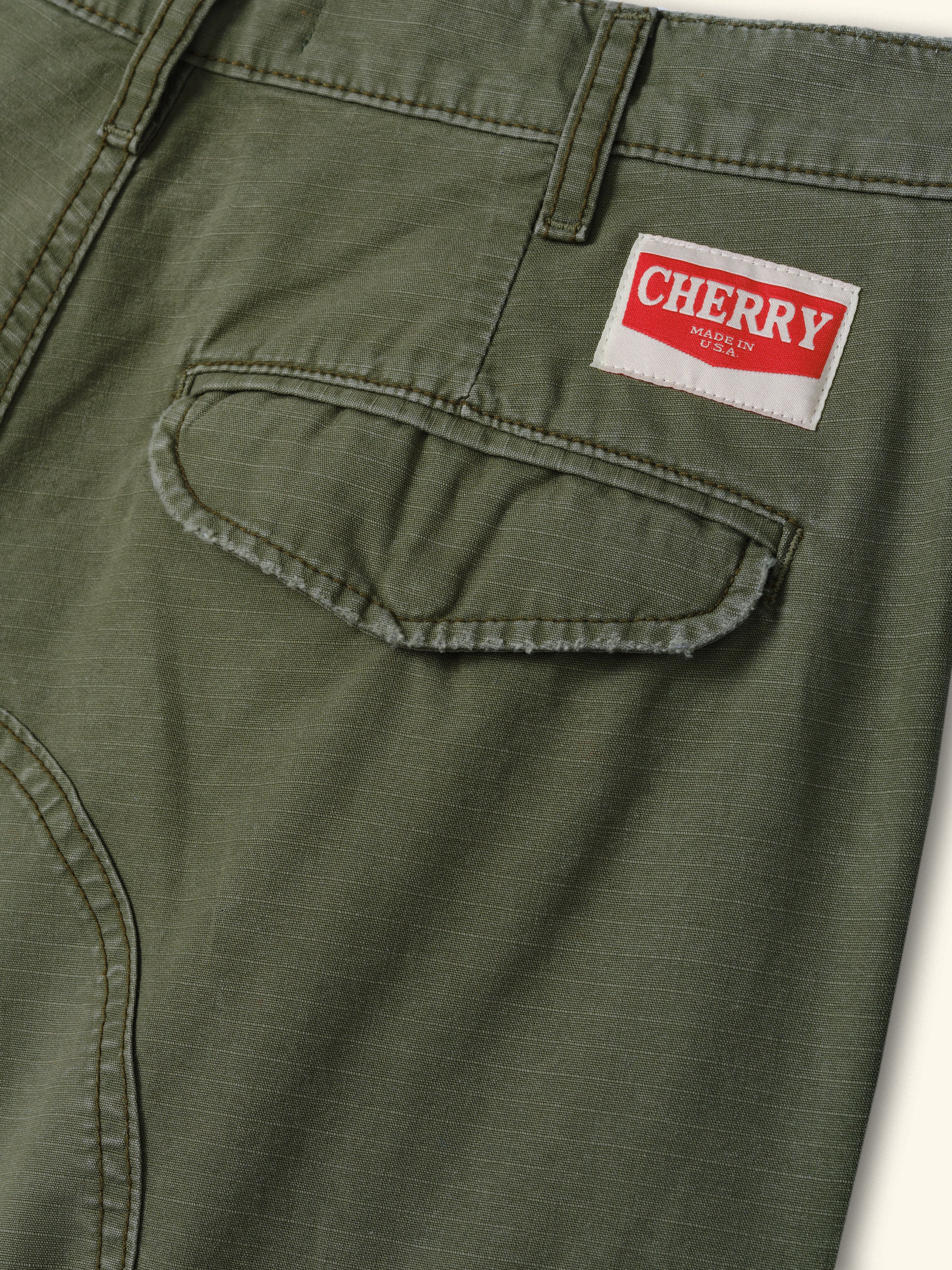 Wide Leg Cargo Shorts (Army Green) – CHERRY LA