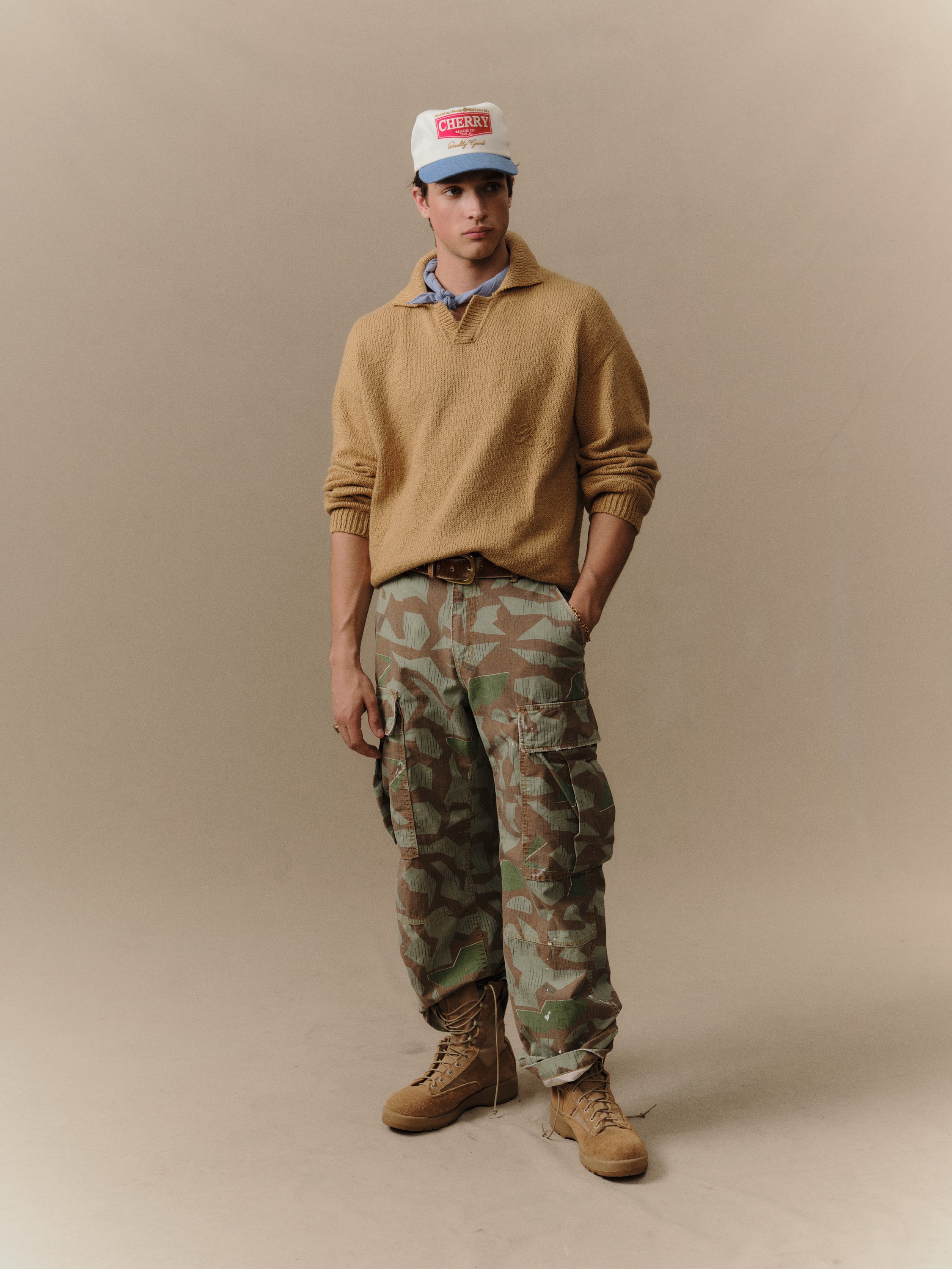 5 Star Henley Knit Crew (Desert Tan)