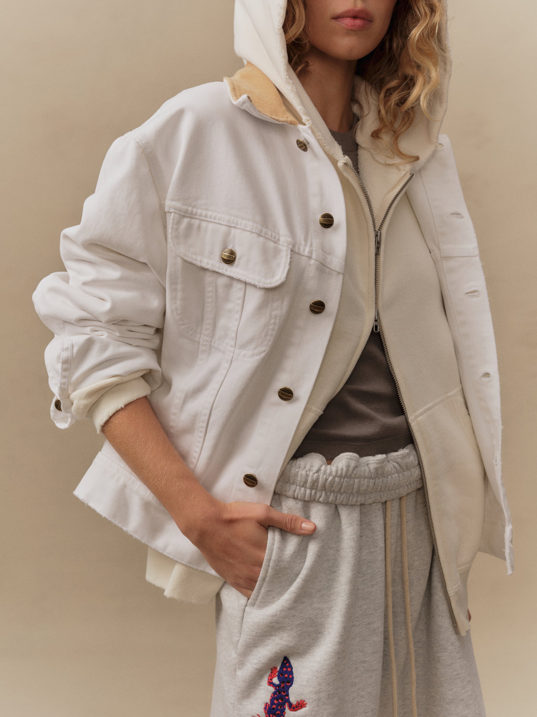 Denim Trucker Jacket (Vintage White) – CHERRY LA