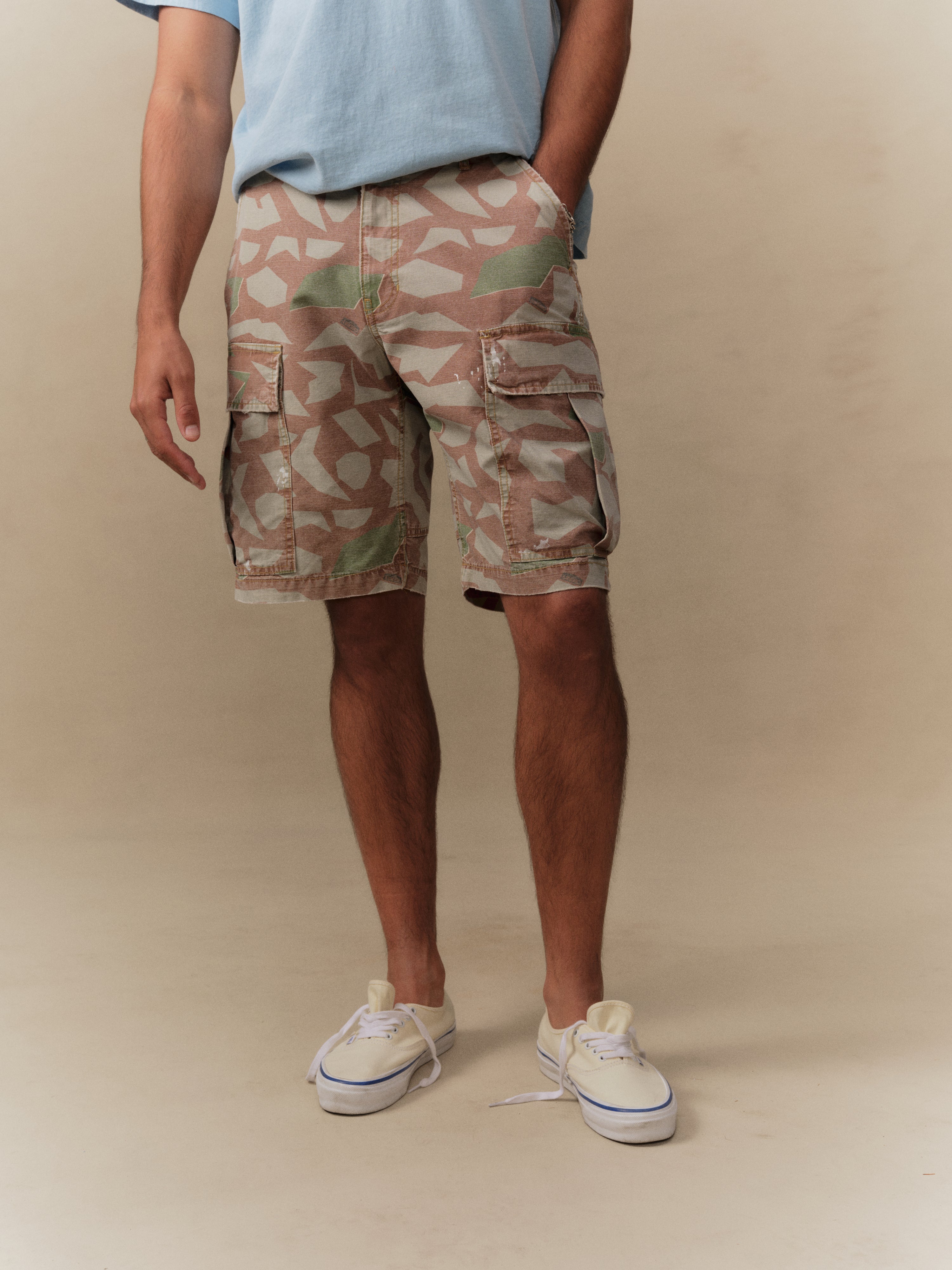 Wide Leg Cargo Shorts (Broken Glass)