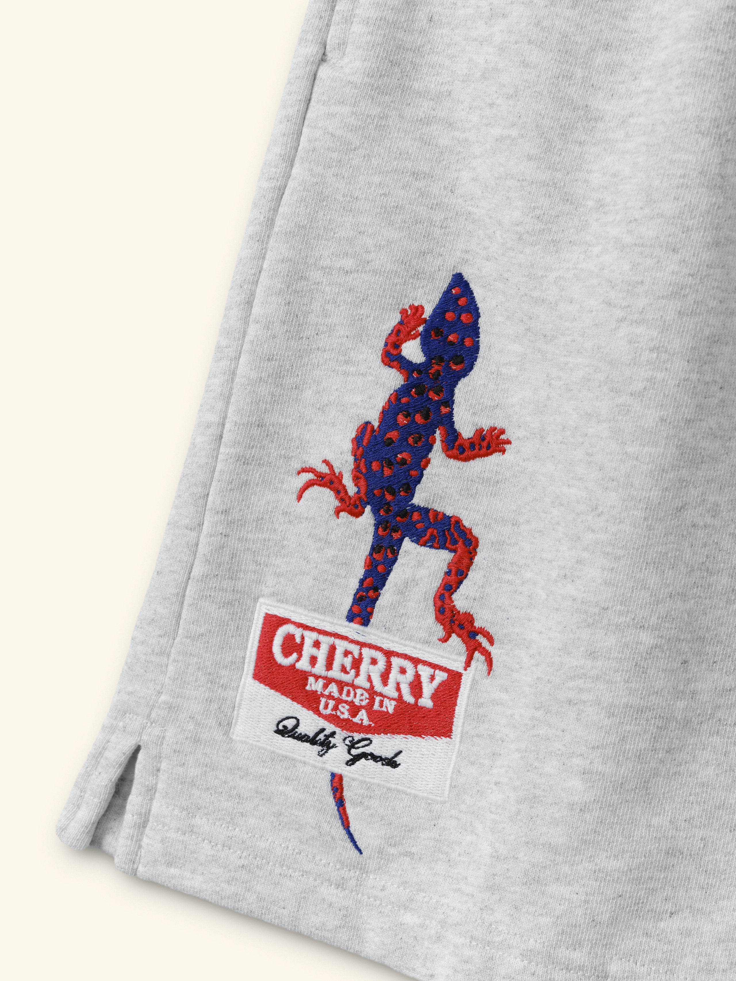 Gecko Sweatshorts (Heather Grey)