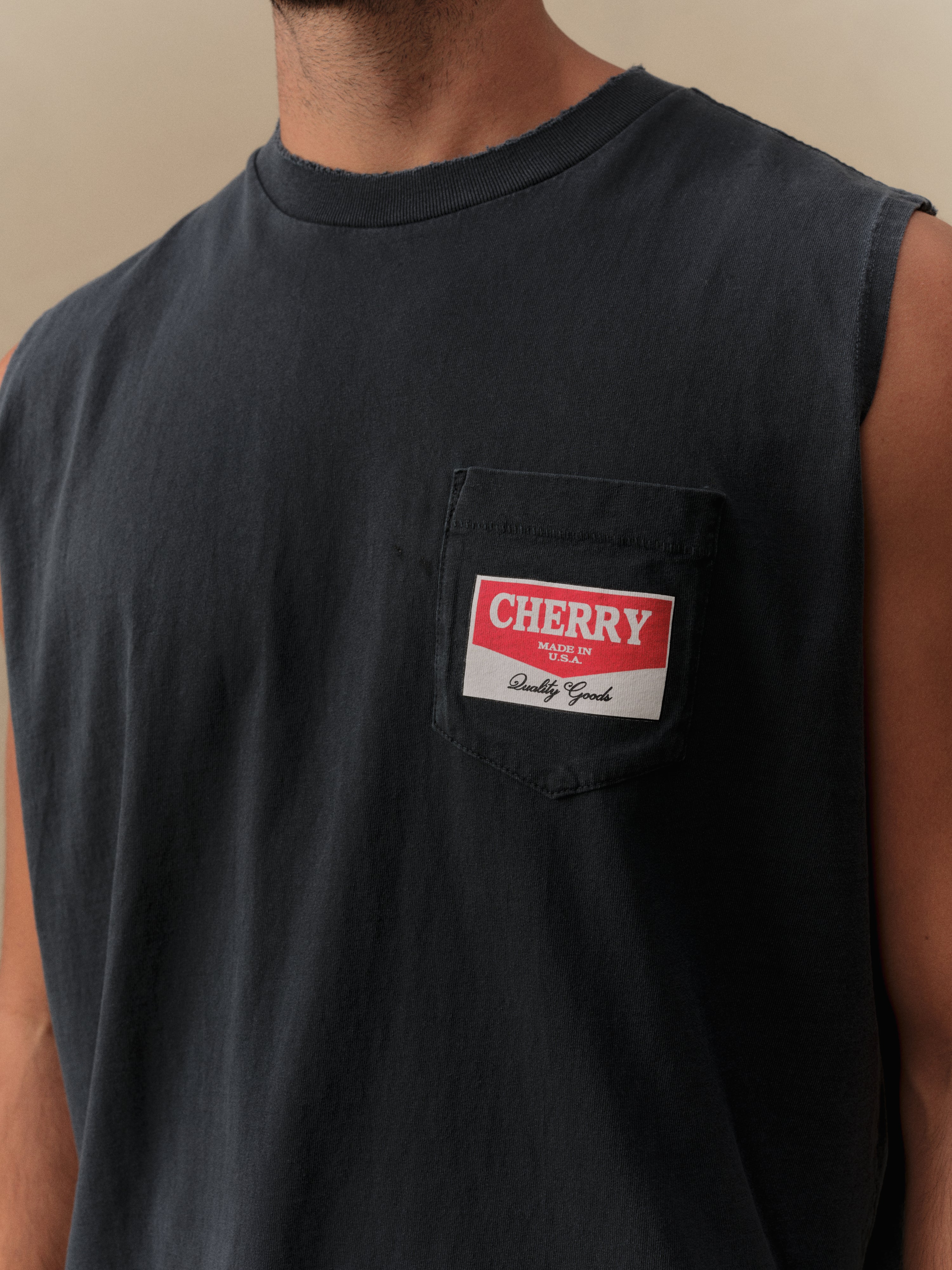 Chevron Logo Running Shirt (Vintage Black)