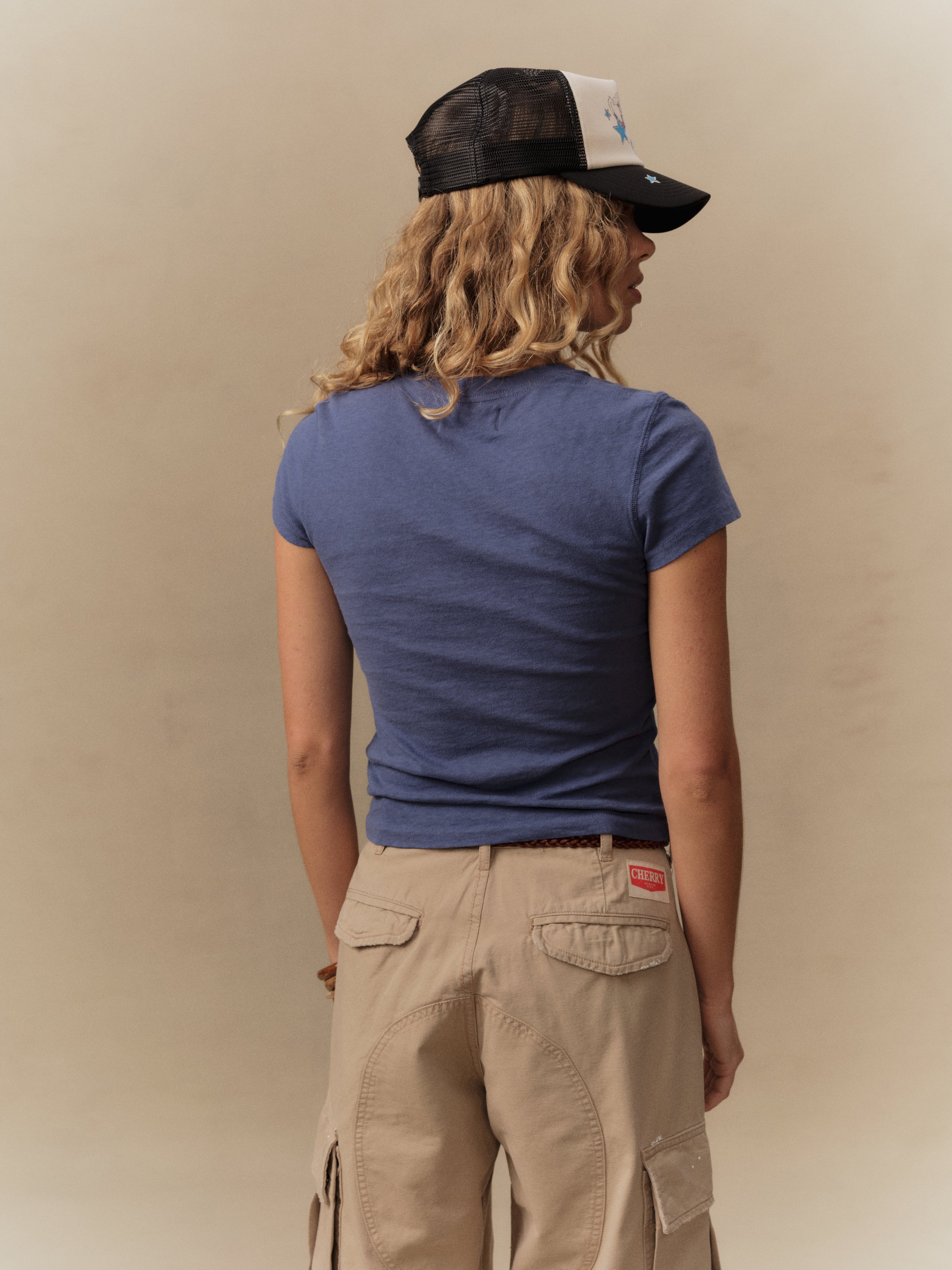 Women's Hollywood Fitted Tee (Faded Navy)