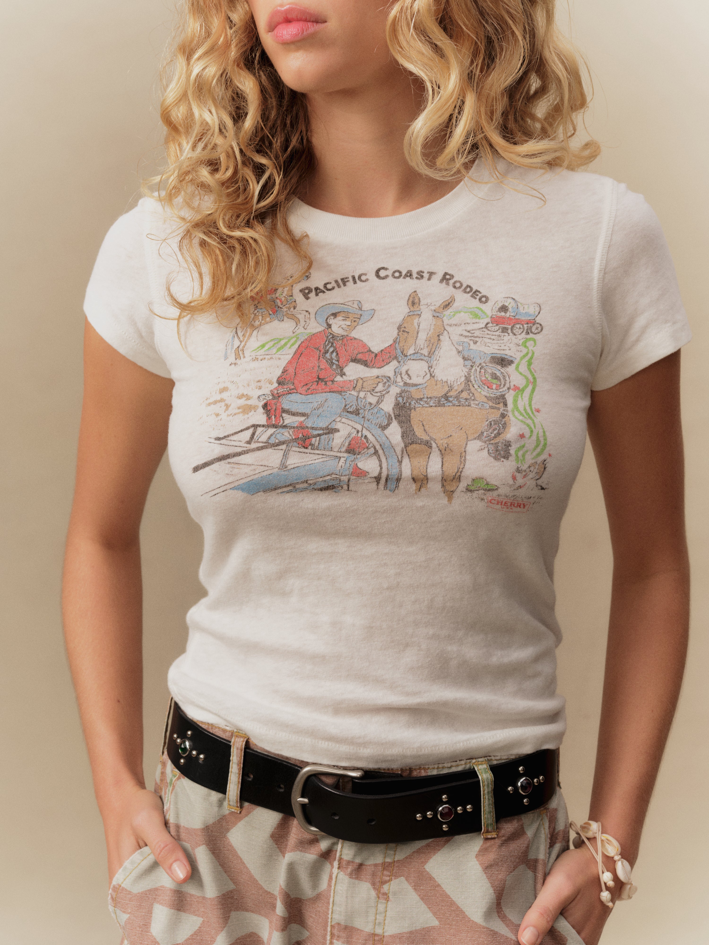 Women's Country Fitted Tee (Vintage White)