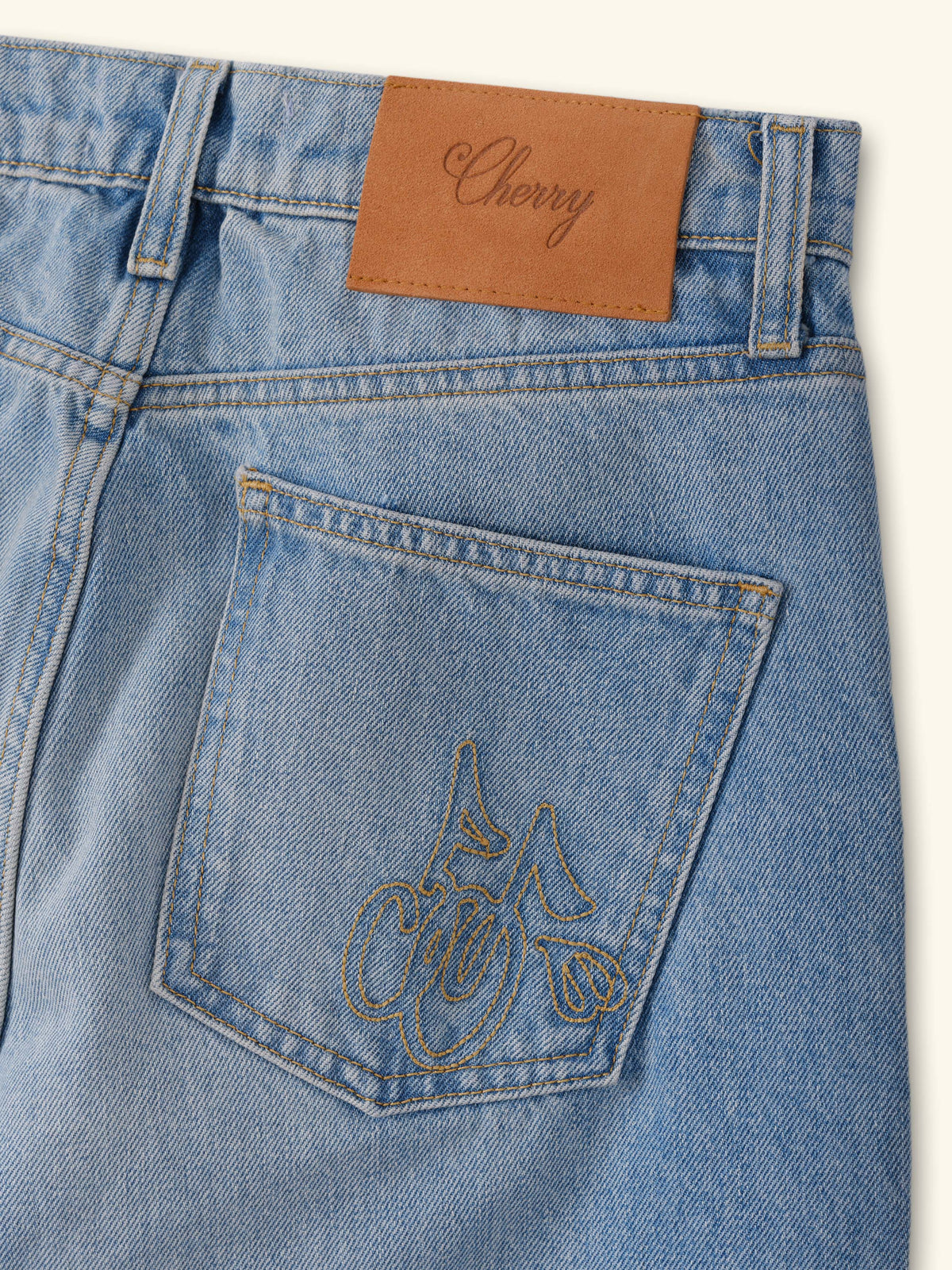 Relaxed 5 Pocket Jeans