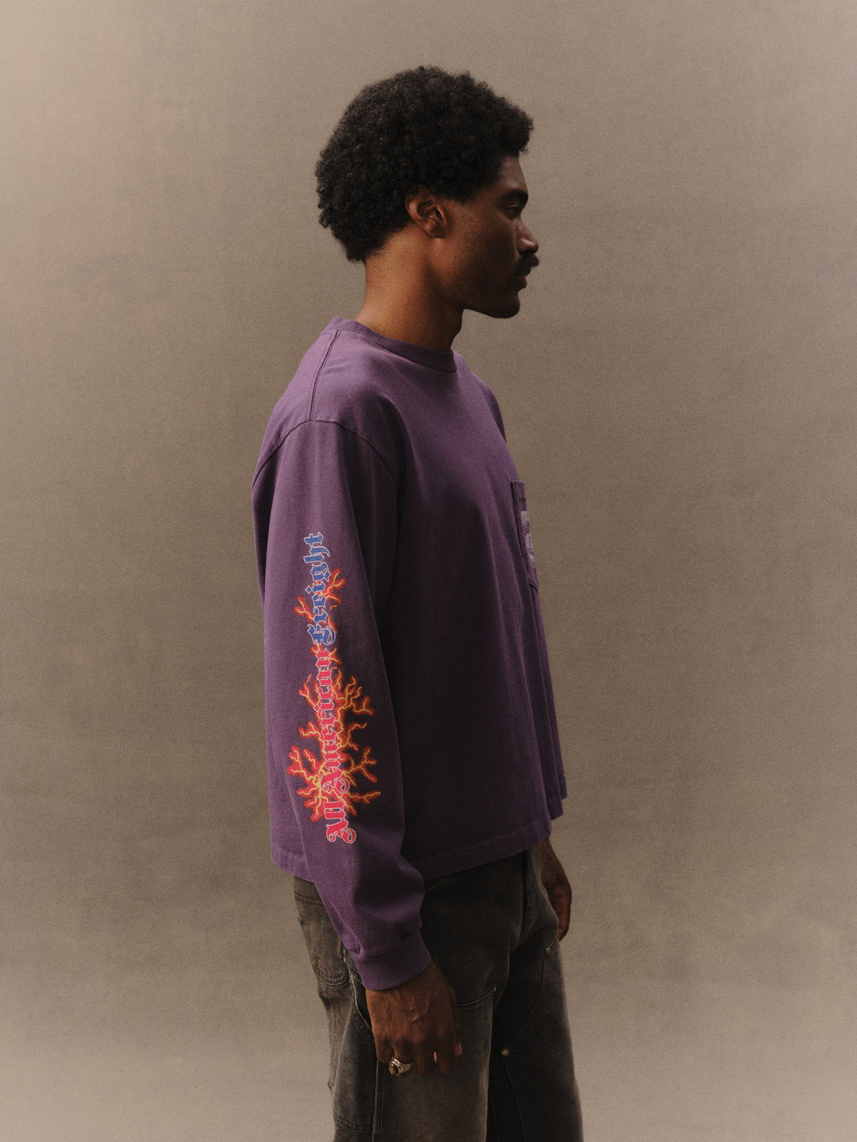 American Freight Longsleeve
