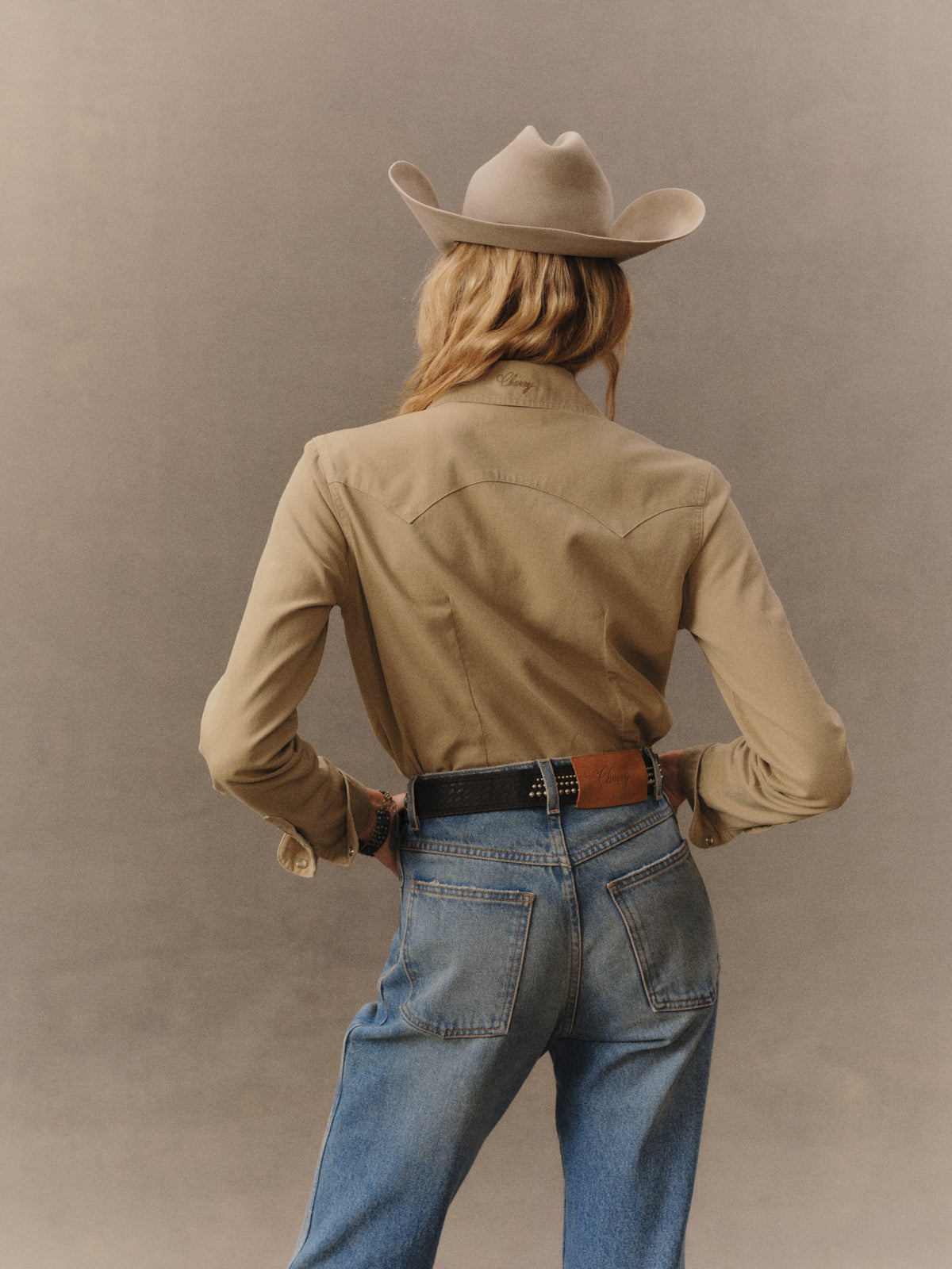 Women's Fitted Western Button Up