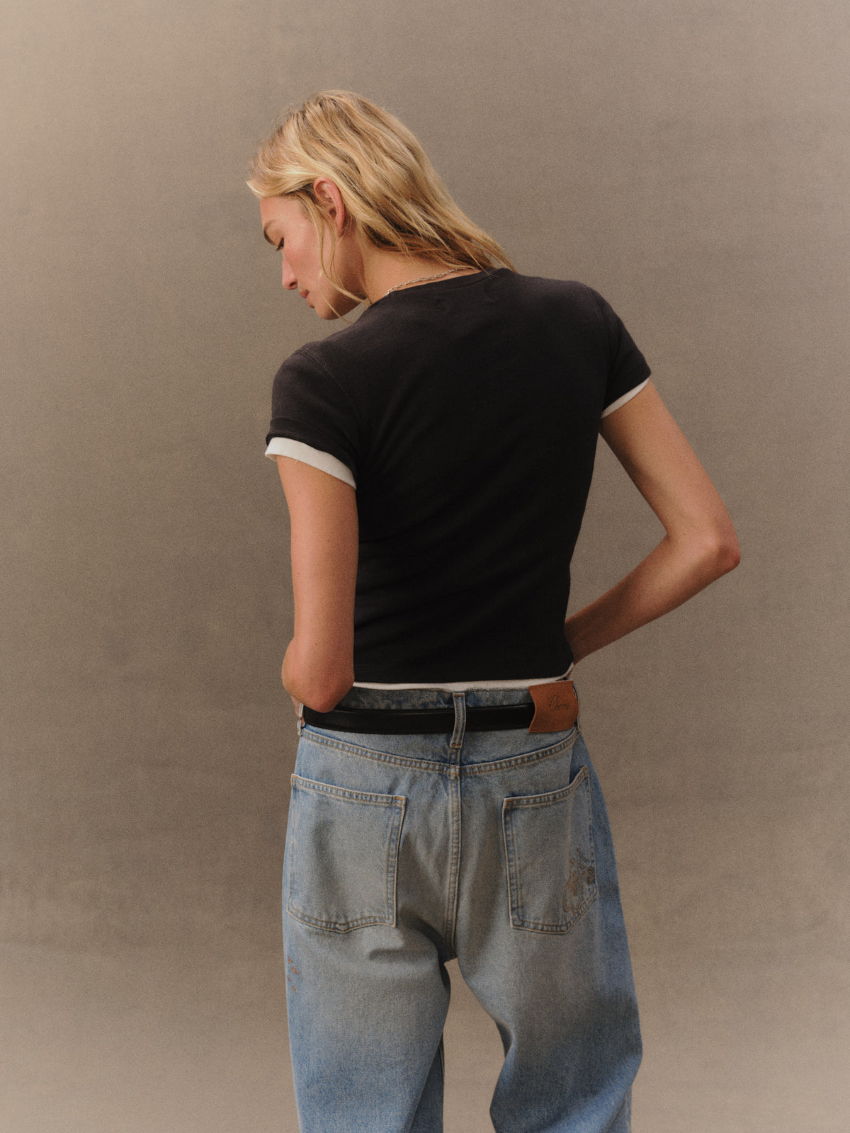 Women's Ribbed Fitted T-Shirt