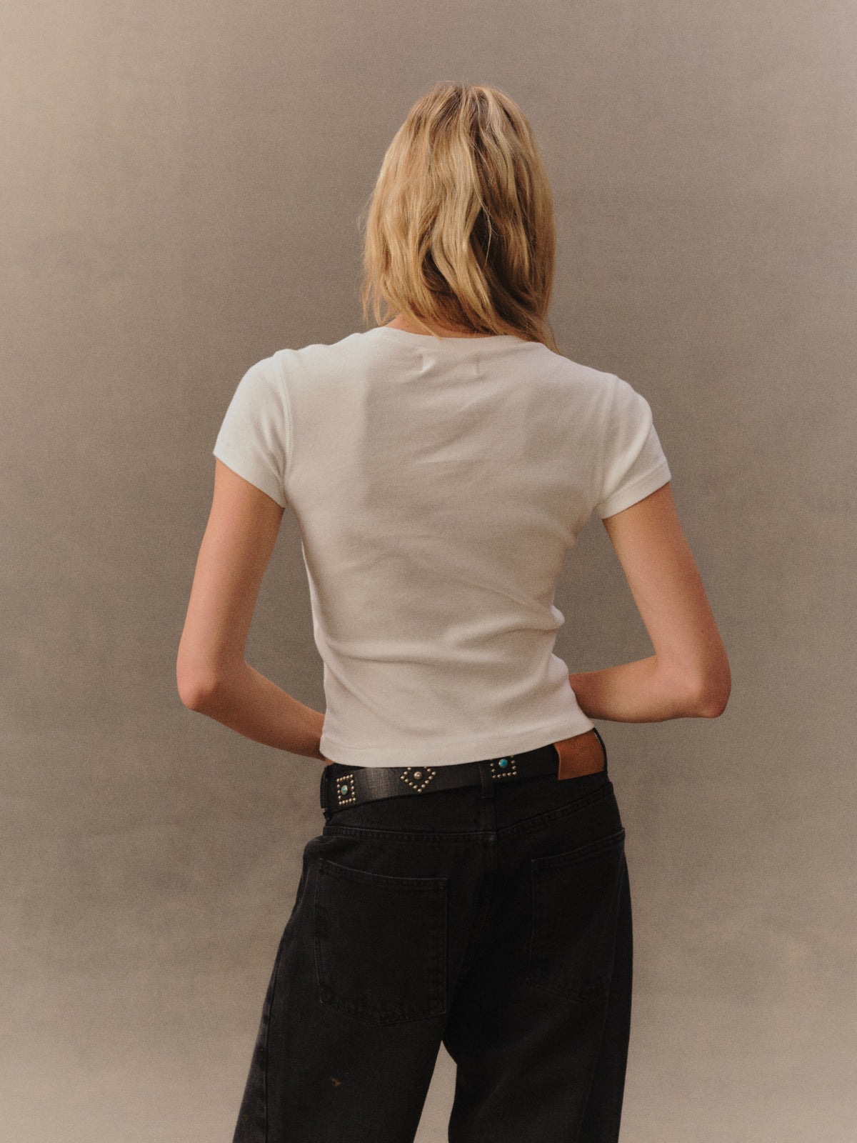 Women's Ribbed Fitted T-Shirt