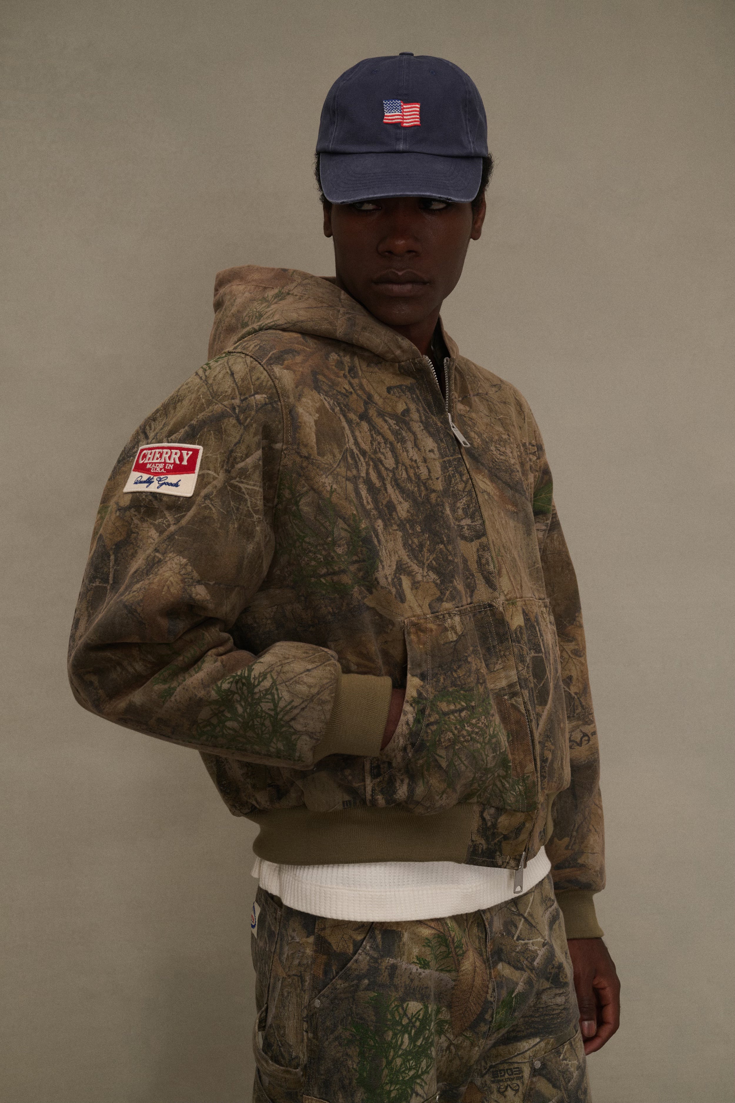Hooded Work Jacket (Real Tree Camo)