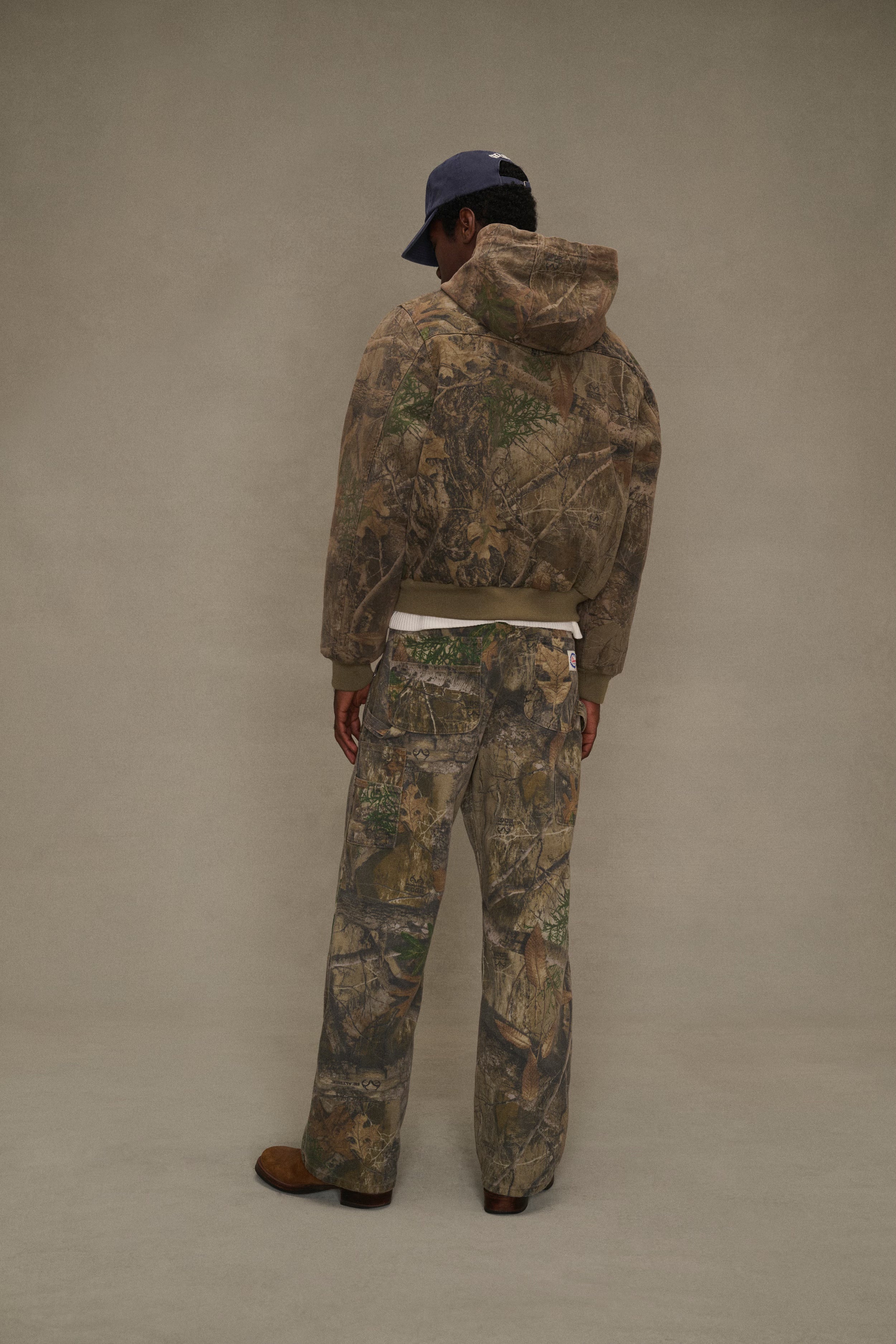 Hooded Work Jacket (Real Tree Camo)