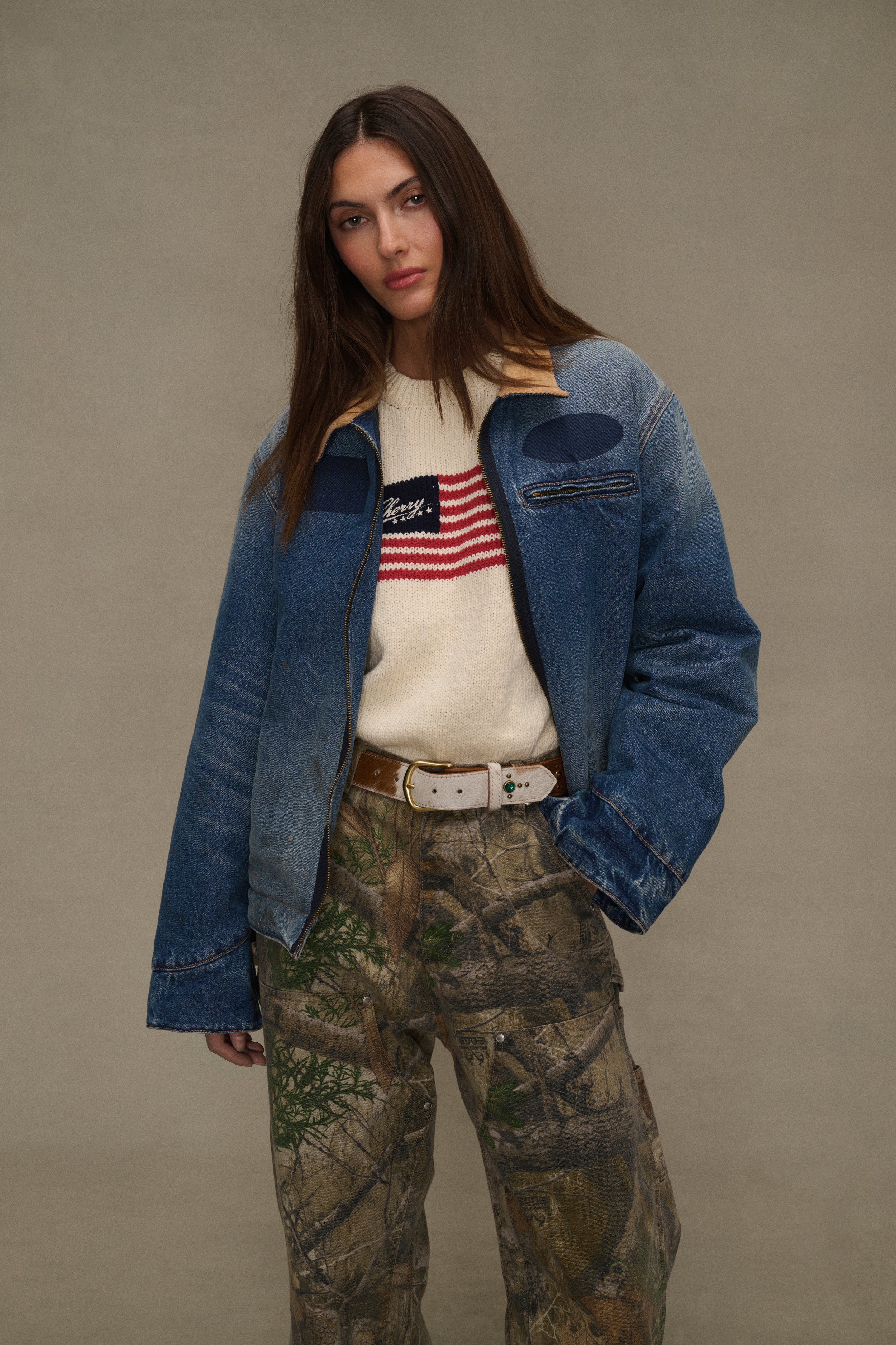 Women's American Flag Crewneck (Cream)