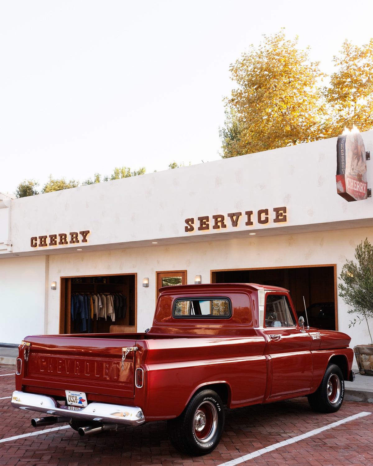 Cherry Malibu exterior service truck