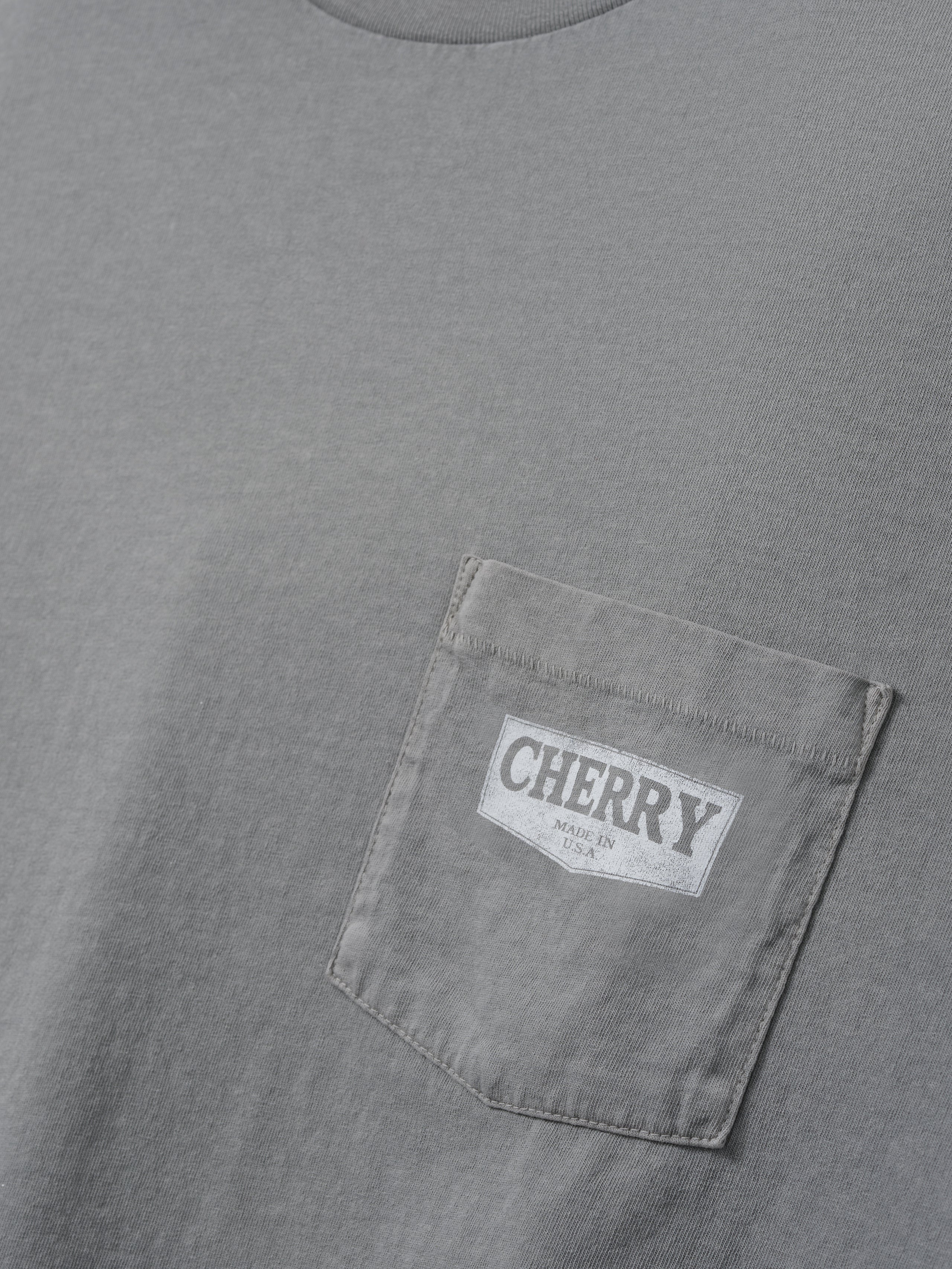 Chevron Boxy Pocket T-Shirt (Smoke) – CHERRY LA