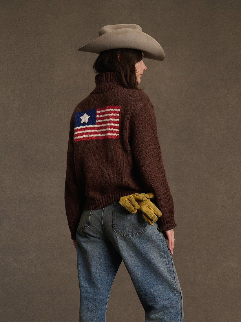 Holiday 2025 editorial 2