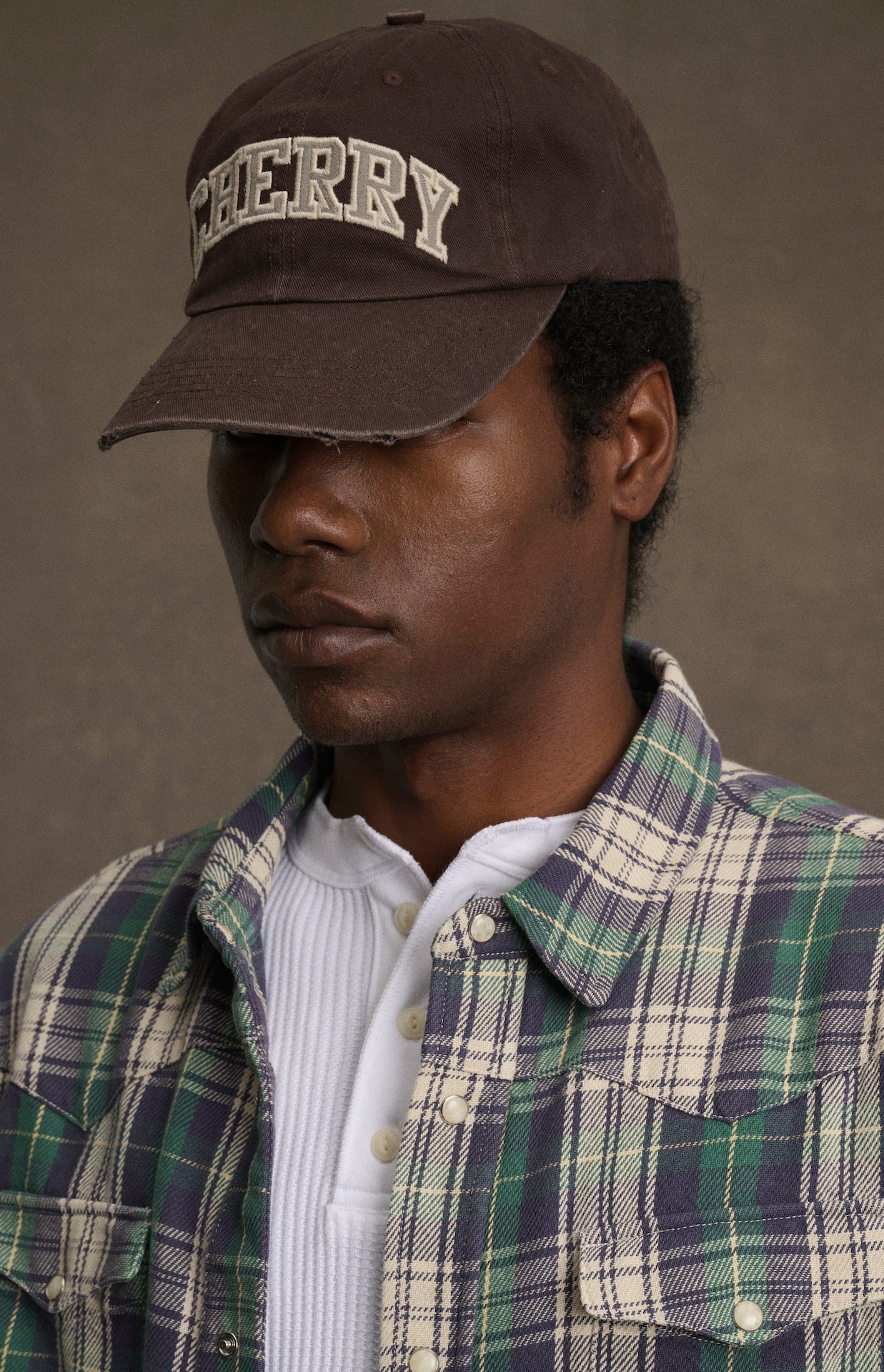 Applique 6 Panel Hat (Chocolate)