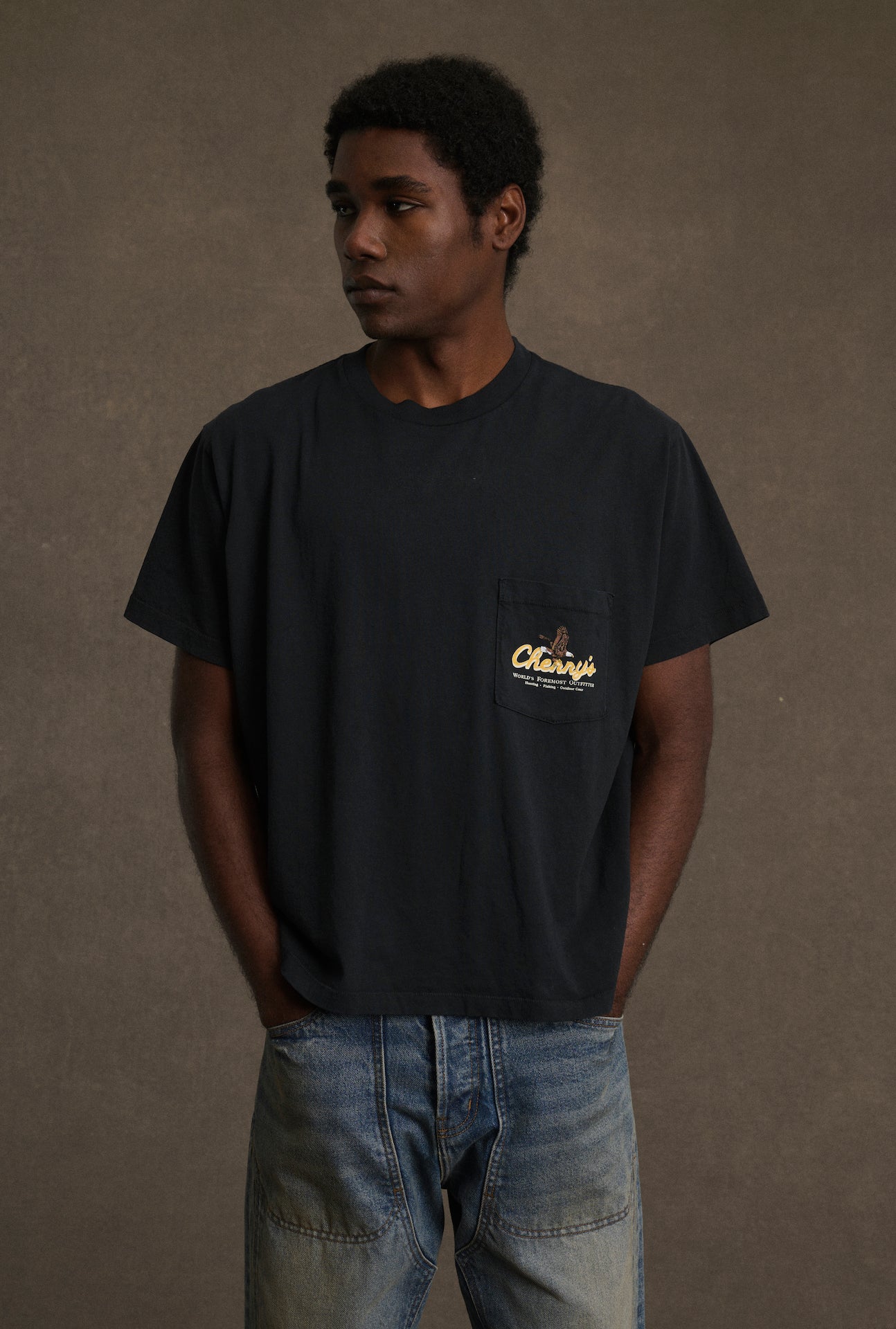 Outfitter Boxy Pocket T-Shirt (Vintage Black)