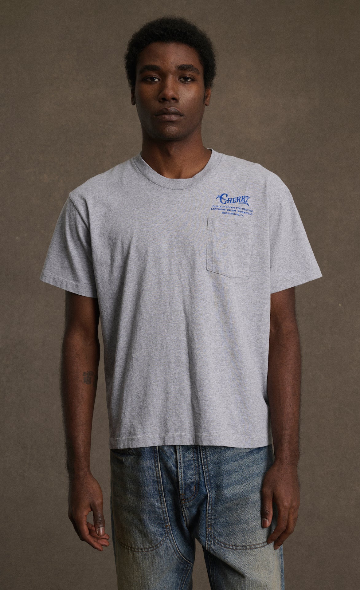 Best Of The Breed Classic Pocket T-Shirt (Heather Grey)