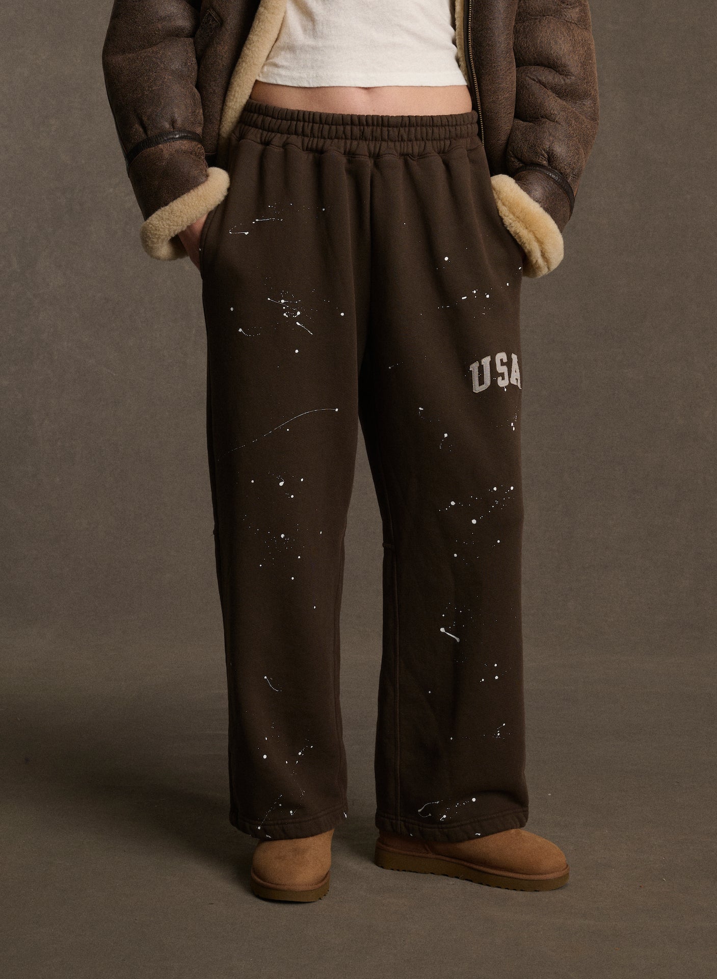 Usa Parachute Sweatpants (Chocolate)