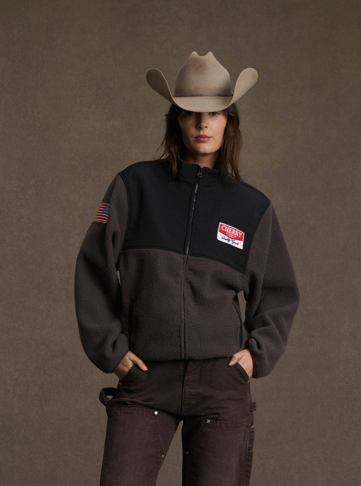 Racing Zip Sherpa (Charcoal)