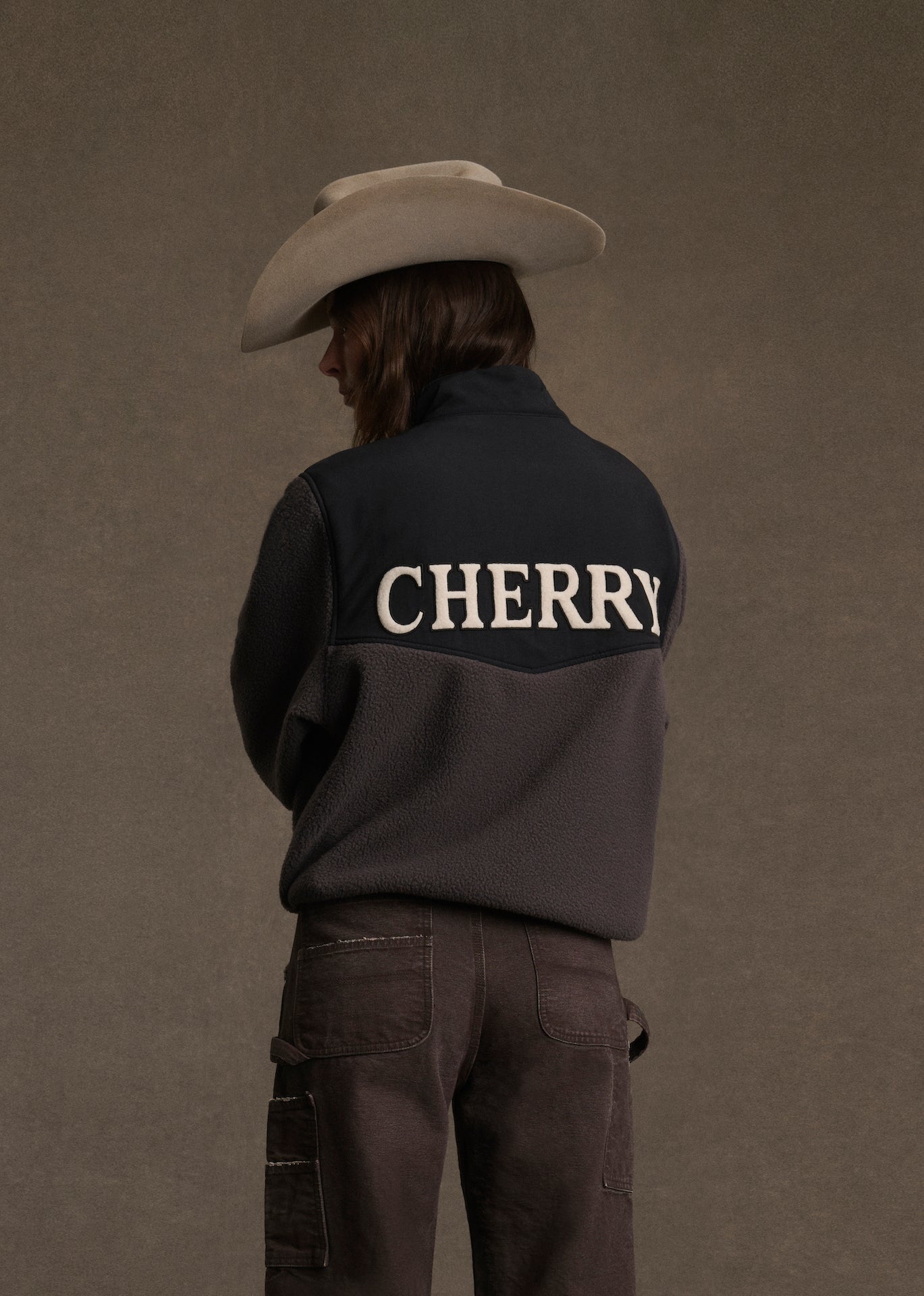 Racing Zip Sherpa (Charcoal)