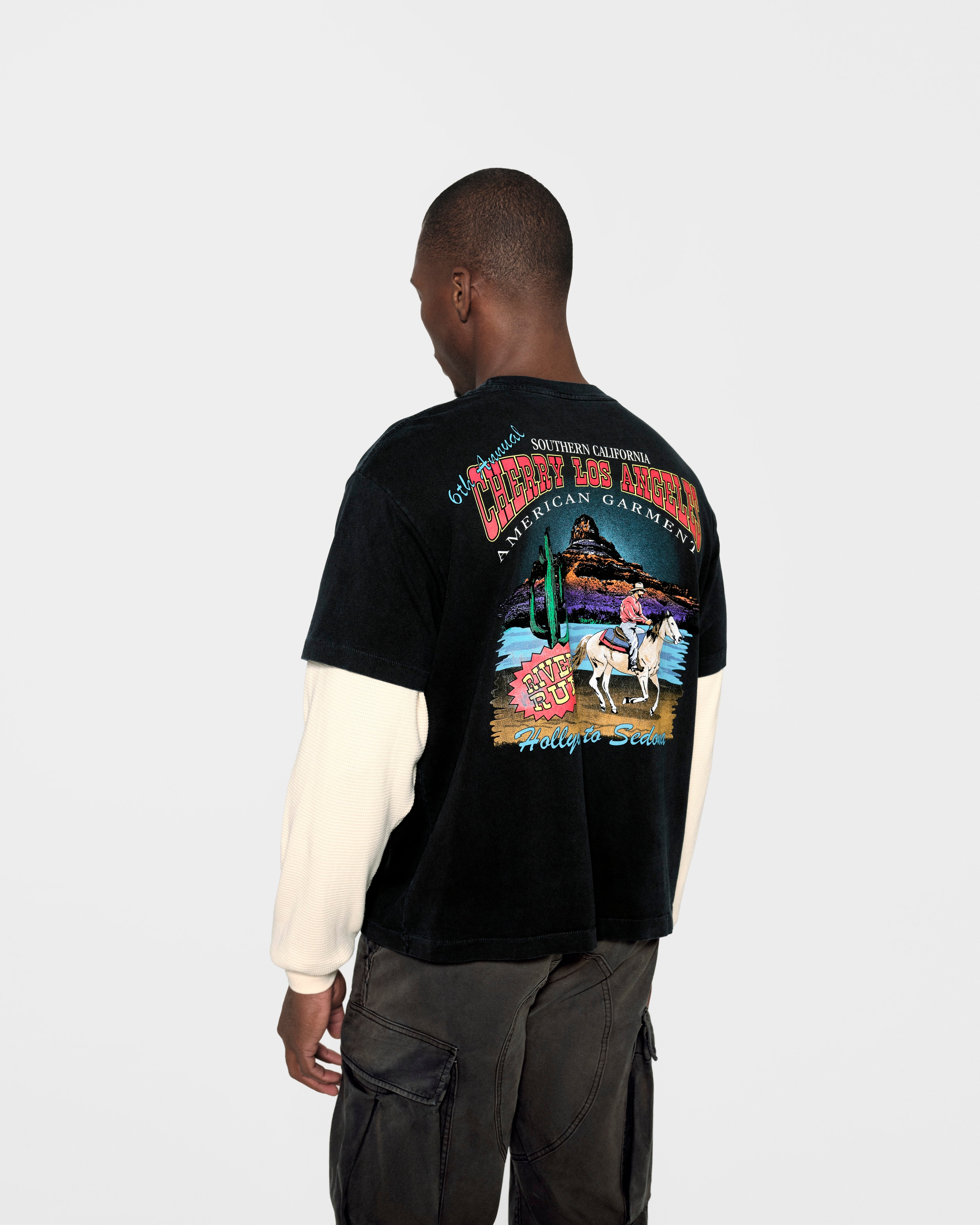 River Run Boxy Pocket Thermal L/S – CHERRY LA