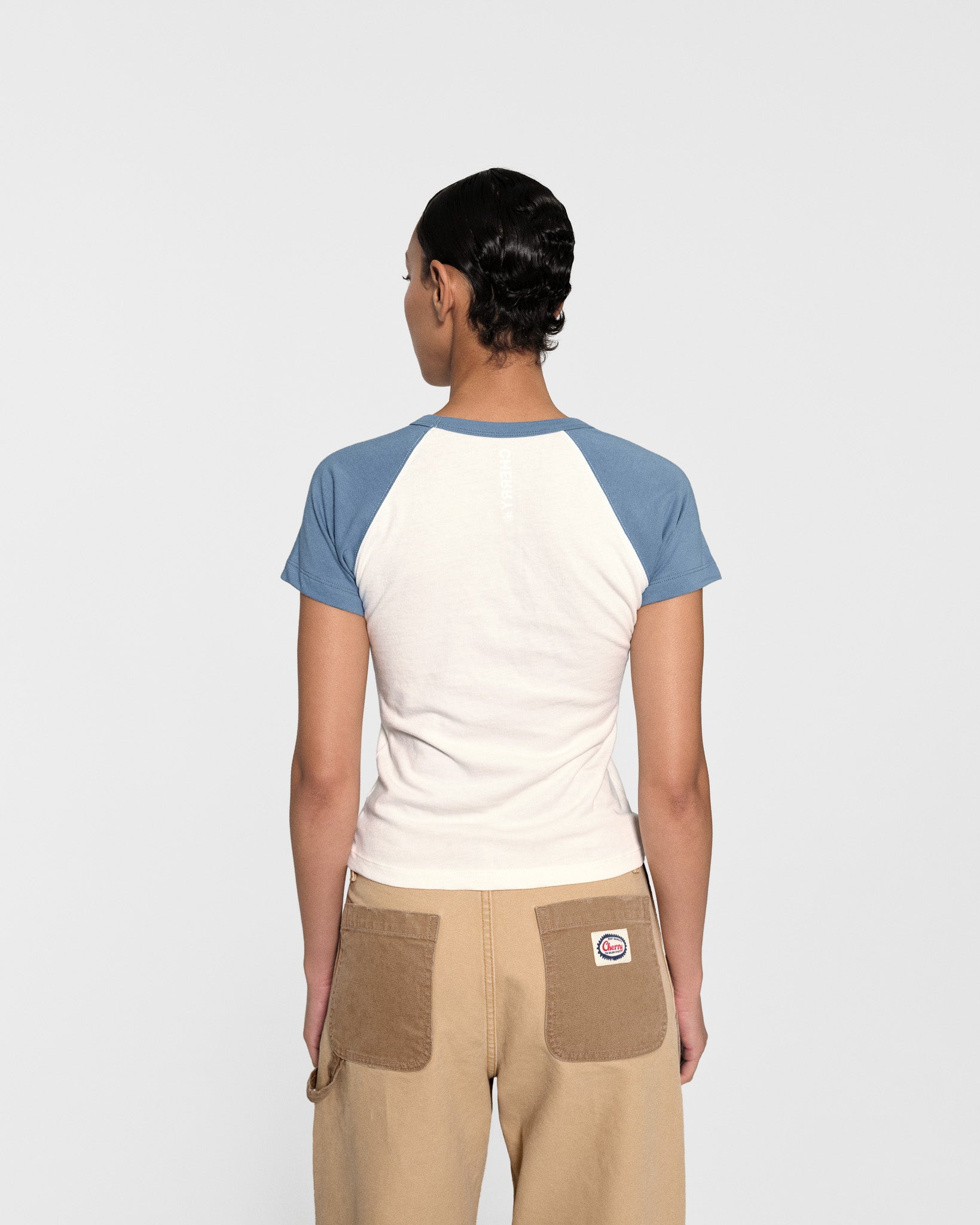 Raglan Baby Tee – CHERRY LA