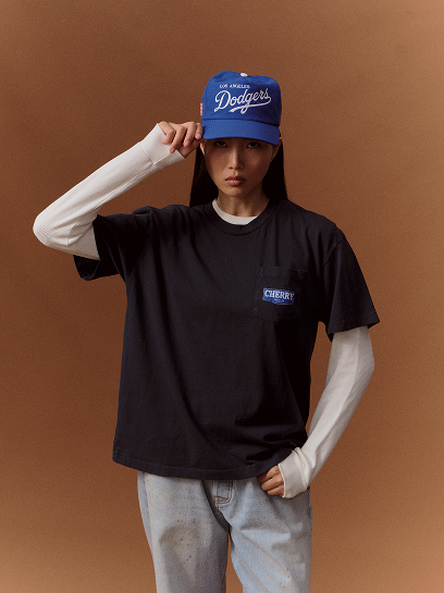 Mid Summer Classics black graphic T-shirt