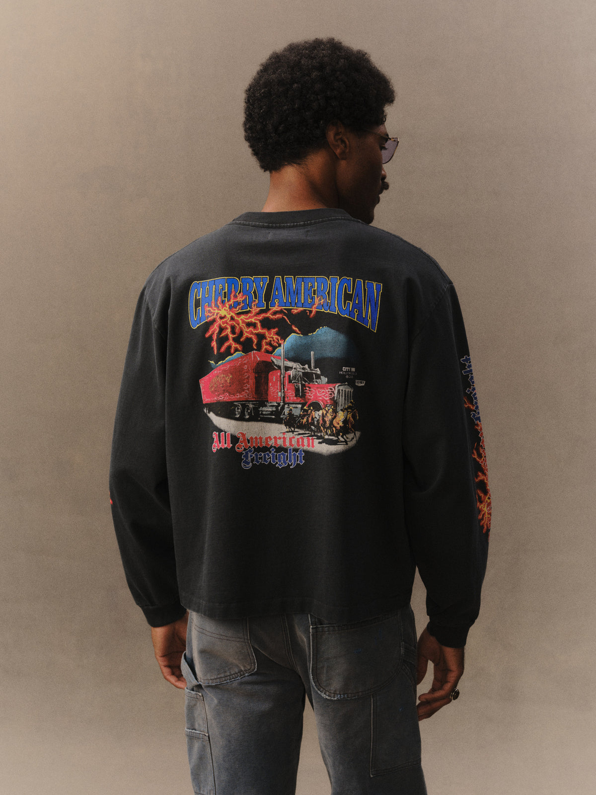 American Freight Longsleeve
